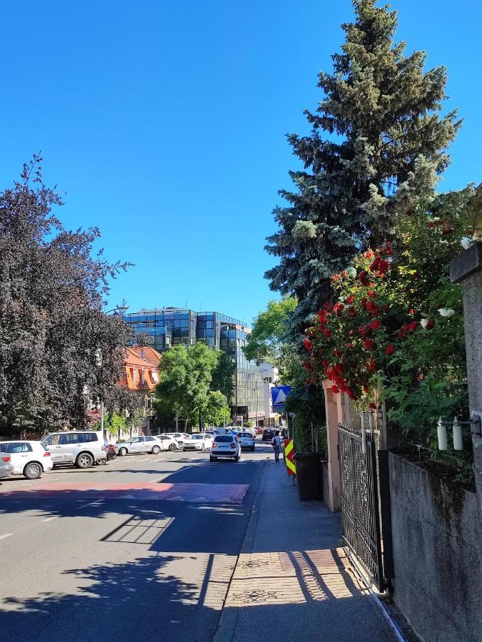 Studio Apartmani L'Art Zágráb Kültér fotó